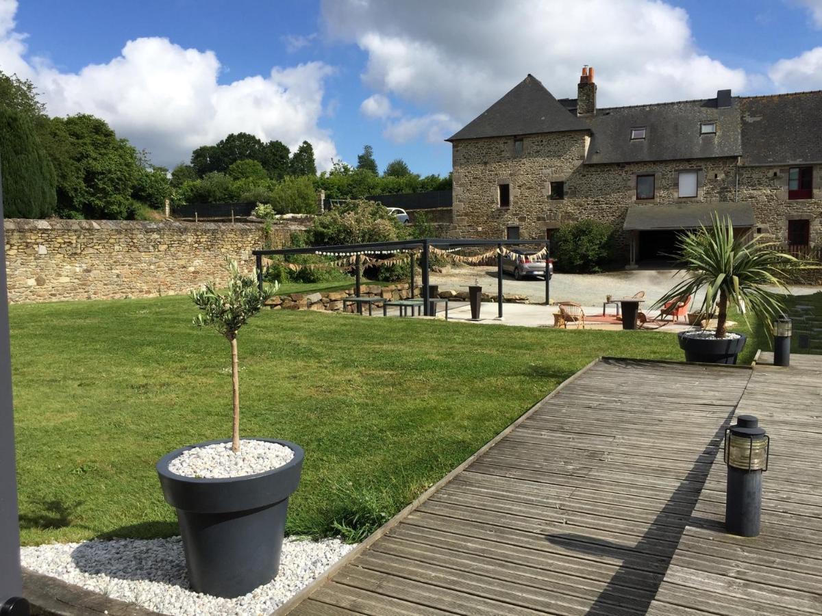 Maison D'Hotes & Gites Domaine De La Garaye Dinan Exterior photo